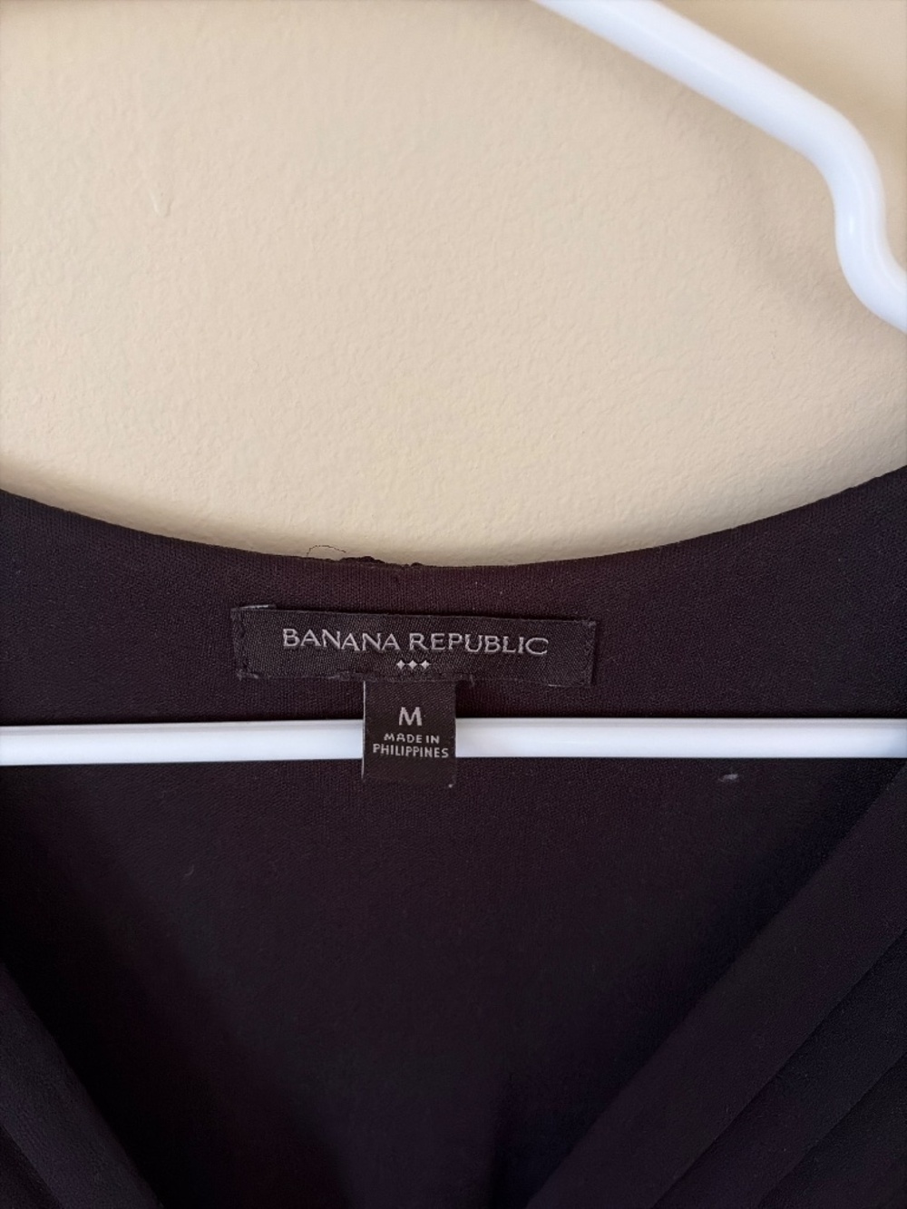 Black pleated dress - Banana Republic - Picture 2 of 3